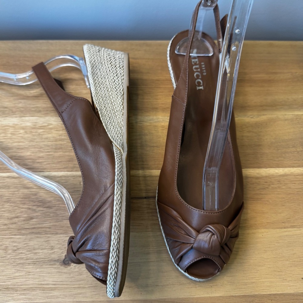 Sesto Meucci Women 9 Tan Brown Leather Knotted Peep Toe Wedge Slingback Sandals